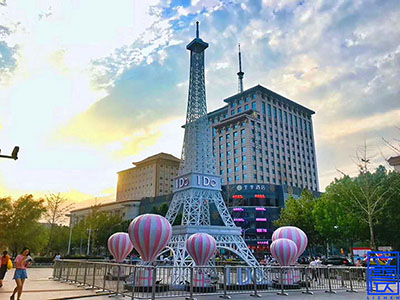 埃菲尔铁塔